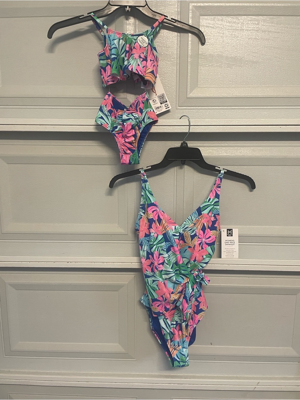 Floral Tropical Print mom and daughter matching set Women small Toddler 2T